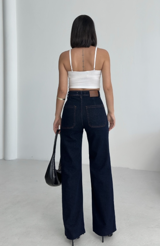 Jean Mom Bleu Marine – Taille Haute & Jambe Évasée