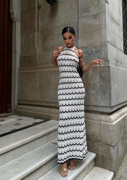 Robe Col Dos Ajouré – Écru & Noir