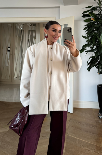 Veste Blanche à Col Montant