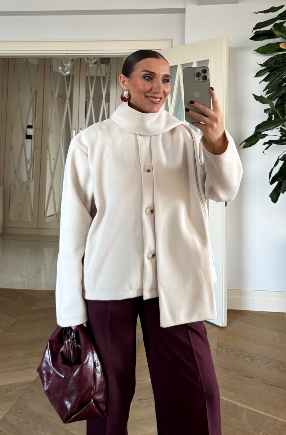 Veste Blanche à Col Montant